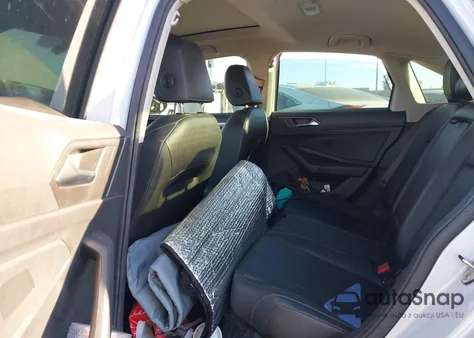 2019 Volkswagen Jetta 1.4T R-Line/1.4T S/1.4T Se from USA, damaged, VIN 3VWC57BU7KM053816